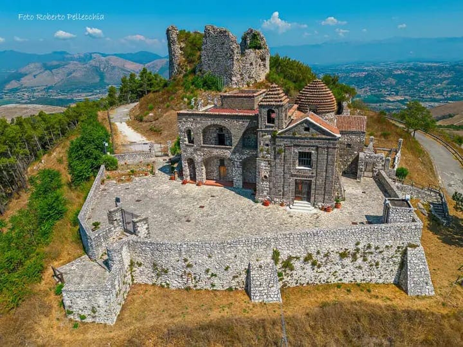 Castel Morrone